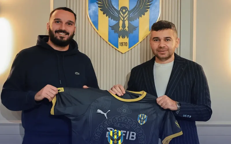 قرار مفاجئ حارس جزائري يخوض تحدي جديد في الدوري العراقي